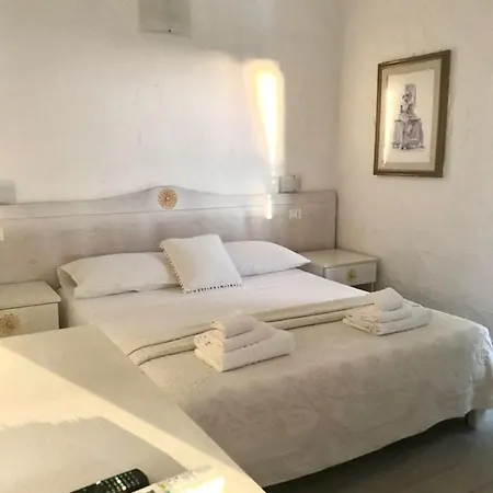 בית הארחה Cala Calacaterina וילסימיוס